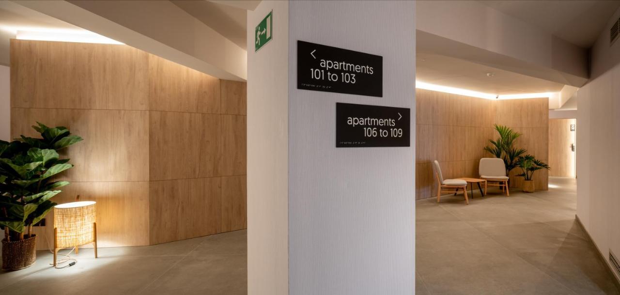 Apartamentos Libere Bilbao Museo Esterno foto