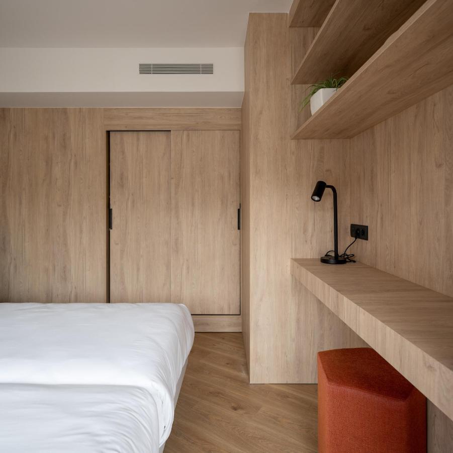 Apartamentos Libere Bilbao Museo Esterno foto