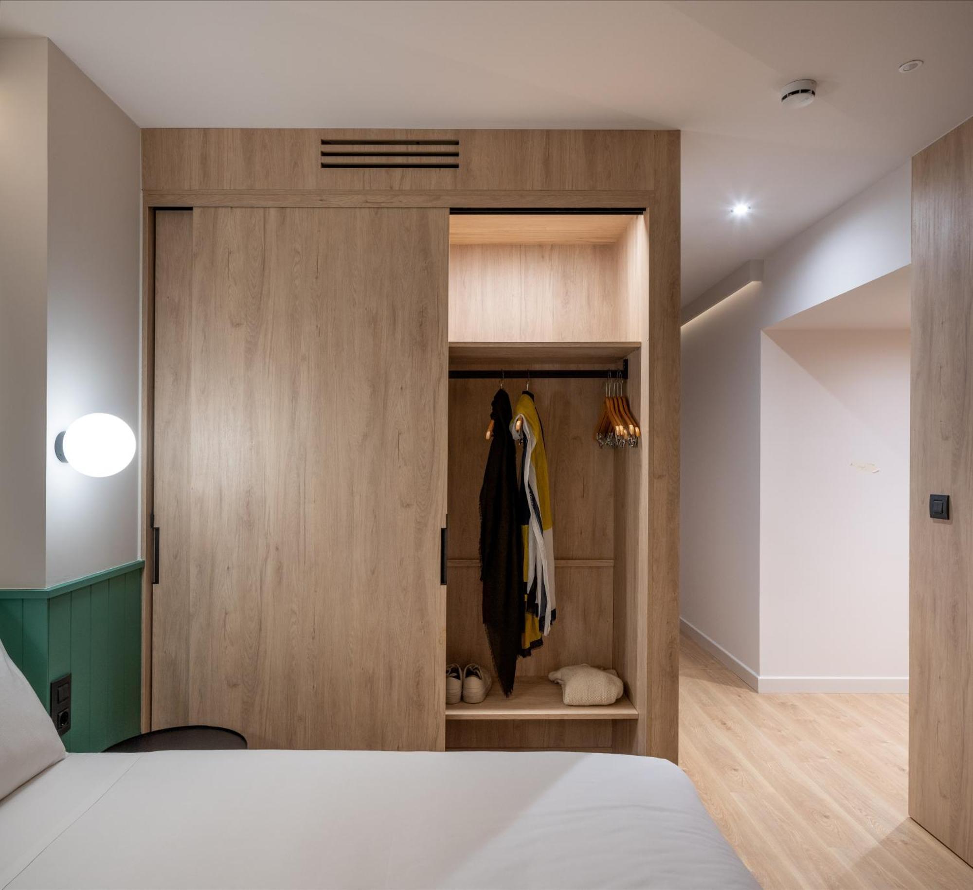 Apartamentos Libere Bilbao Museo Esterno foto